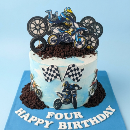 Bike racing cake